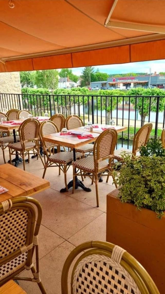 Logis Hotel La Maison A Pan De Bois Vierzon Dış mekan fotoğraf